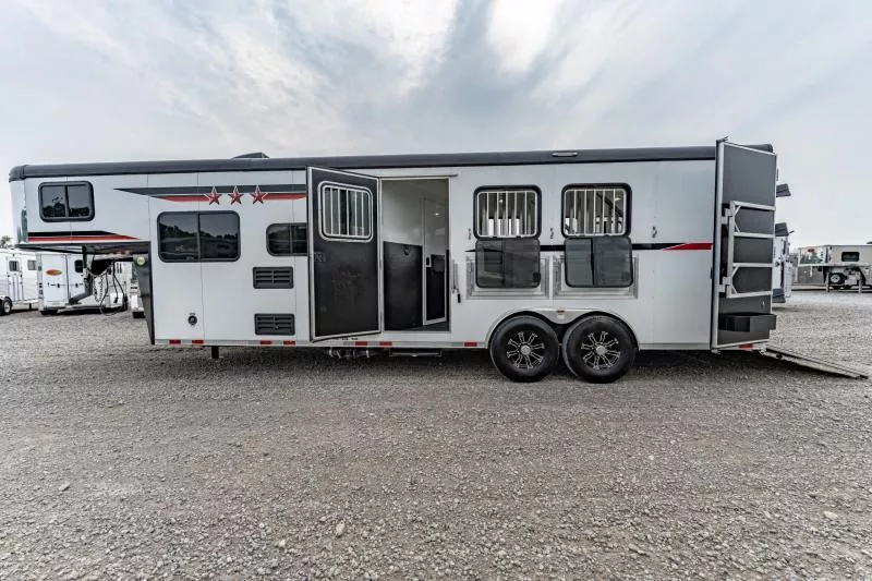 used Horse Trailers Bison Trailers  for sale, in North Jackson, OH Thumbnail 23
