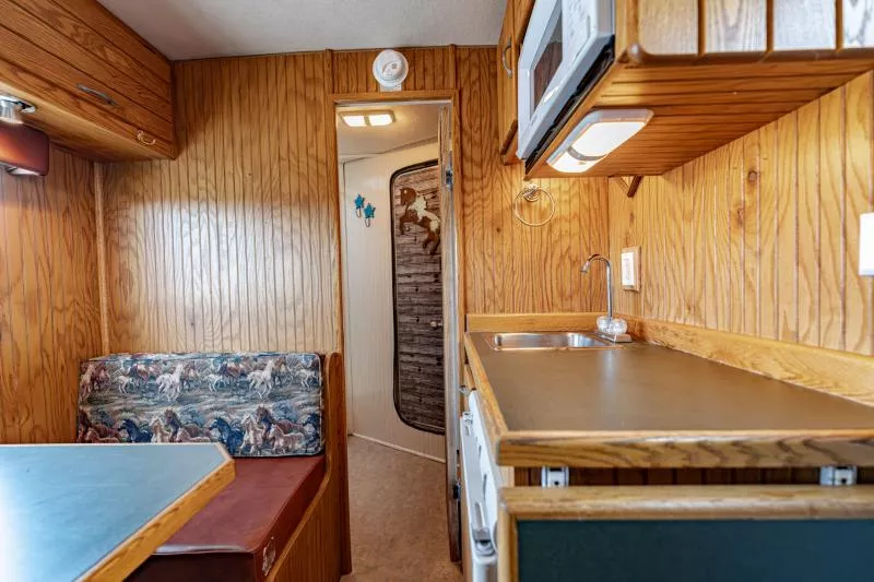 used Horse Trailers Kiefer Manufacturing  for sale, in North Jackson, OH Thumbnail 11