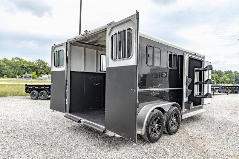 used Horse Trailers Sundowner Trailers  for sale, in North Jackson, OH Thumbnail 13
