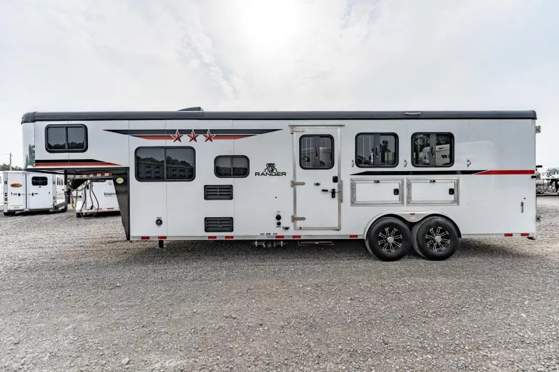 used Horse Trailers Bison Trailers  for sale, in North Jackson, OH Thumbnail 11