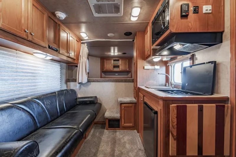 used Horse Trailers Lakota  for sale, in North Jackson, OH Thumbnail 12