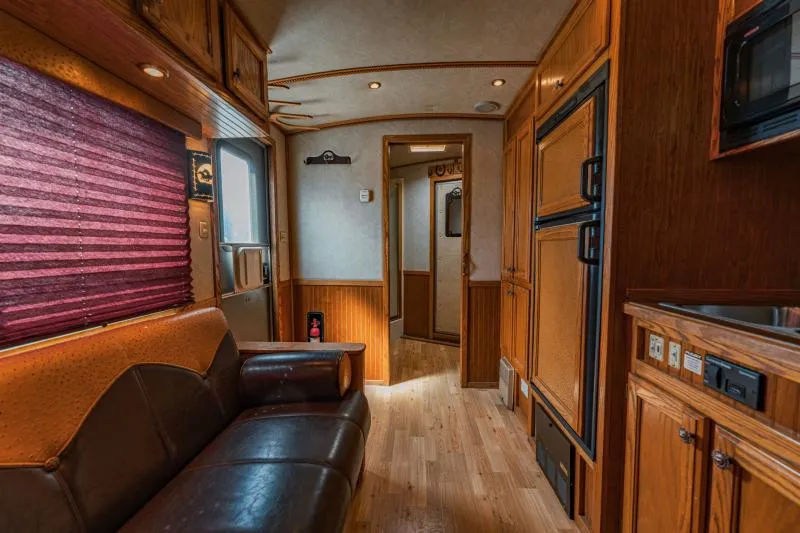 used Horse Trailers Integrity Trailers  for sale, in North Jackson, OH Thumbnail 25