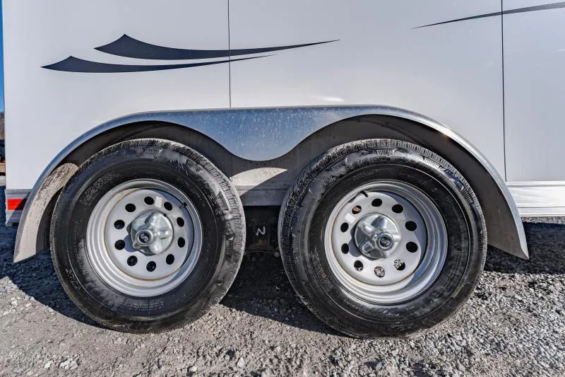 used Horse Trailers Shadow Trailers  for sale, in North Jackson, OH Thumbnail 6