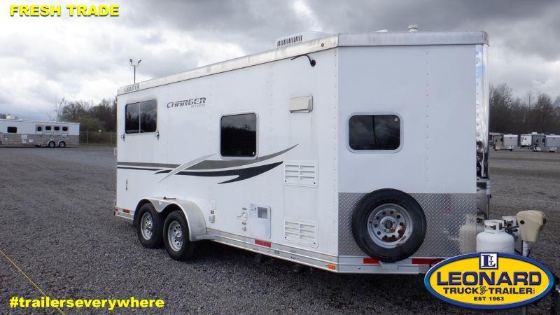 2013 2 HORSE LAKOTA BUMPER PULL WITH LIVING QUARTERS 2013 2 HORSE LAKOTA BUMPER PULL WITH LIVING QUARTERS