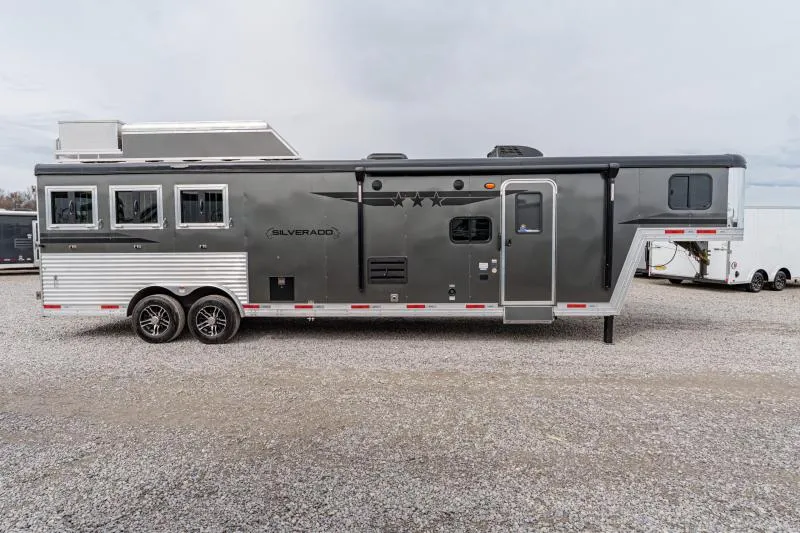 new Horse Trailers Bison Trailers  for sale, in North Jackson, OH Thumbnail 5