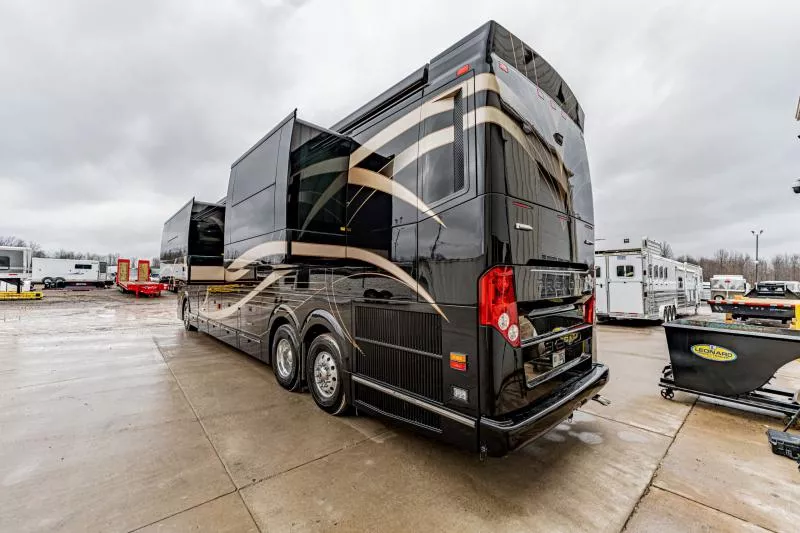 used Travel Trailers Emerald Luxury Coaches  for sale, in North Jackson, OH Thumbnail 23
