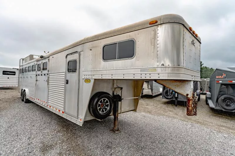 2001 Elite Trailers 7H GN Horse Trailer