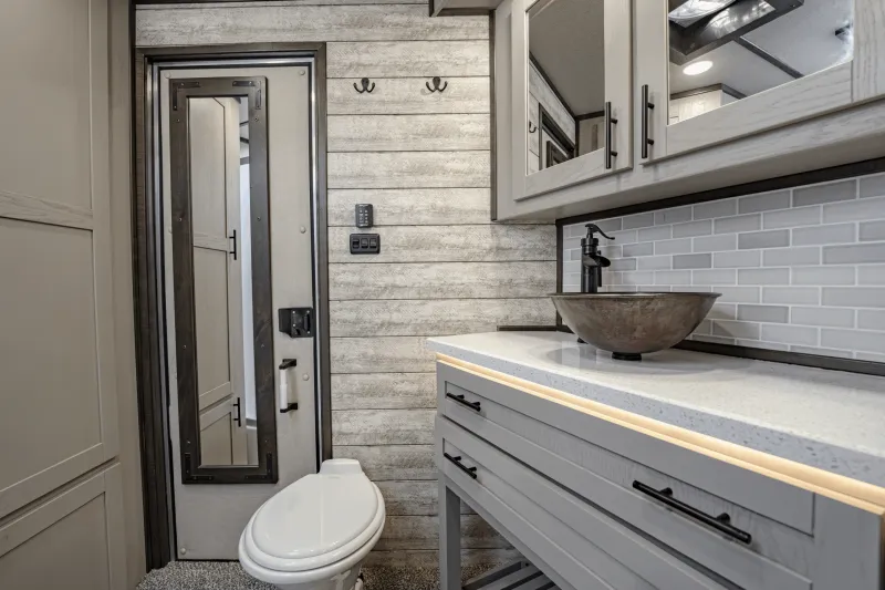 new Horse Trailers Merhow Trailers  for sale, in North Jackson, OH Thumbnail 17