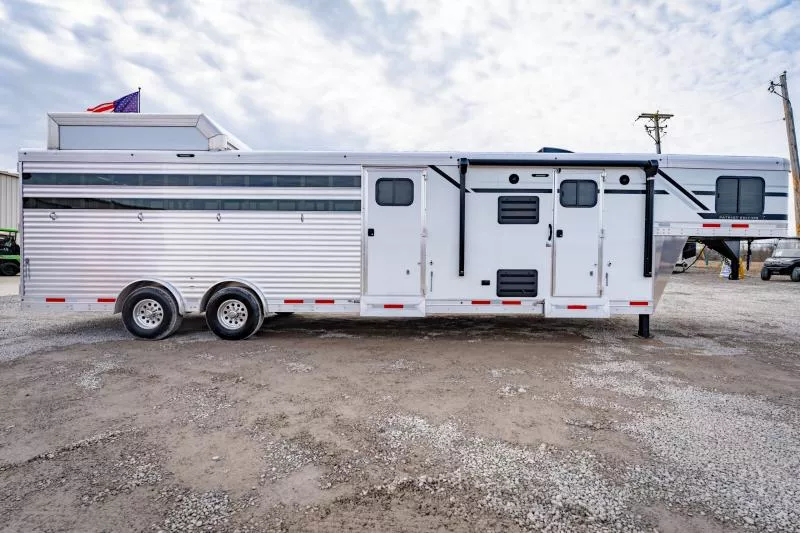 new Stock / Stock Combo Trailers SMC Horse Trailers  for sale, in North Jackson, OH Thumbnail 6