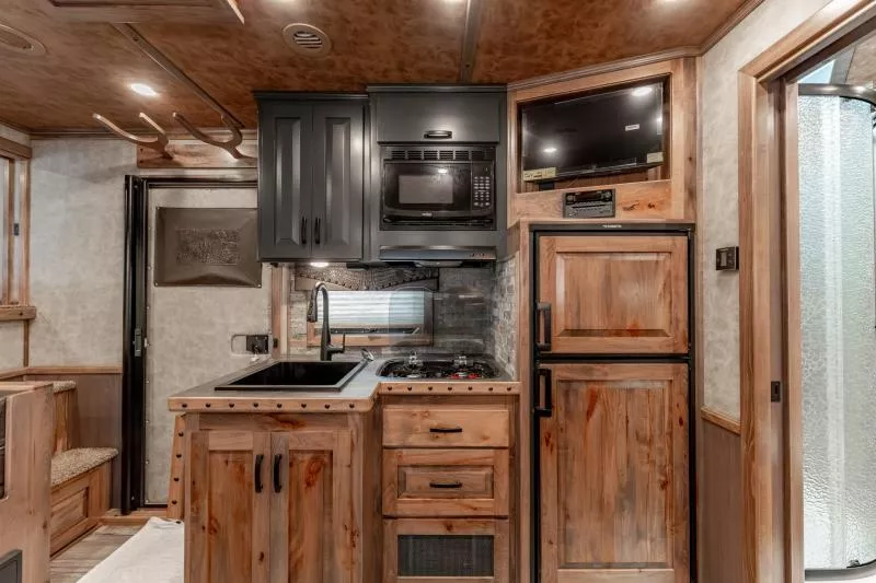 new Horse Trailers Cimarron Trailers  for sale, in North Jackson, OH Thumbnail 17