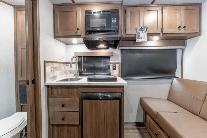 new Horse Trailers Bison Trailers  for sale, in North Jackson, OH Thumbnail 12