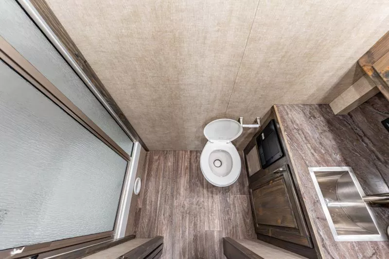 used Toy Haulers Shadow Trailers  for sale, in North Jackson, OH Thumbnail 18