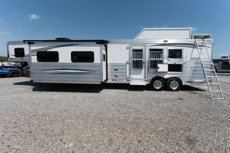 new Horse Trailers Merhow Trailers  for sale, in North Jackson, OH Thumbnail 12