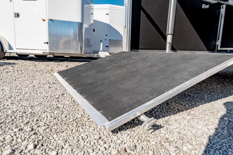 new Horse Trailers Shadow Trailers  for sale, in North Jackson, OH Thumbnail 15