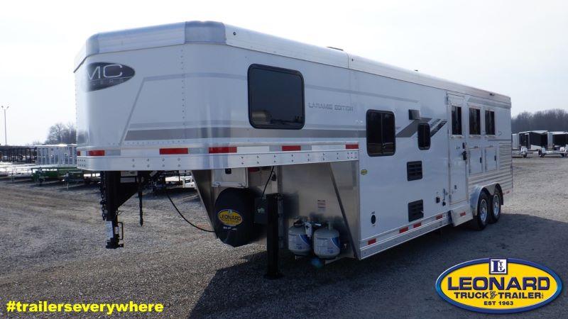 2022 NEW 3 HORSE SLANT LOAD SMC LARAMIE GOOSENECK WITH 9' LIVING QUARTERS 2022 NEW 3 HORSE SLANT LOAD SMC LARAMIE GOOSENECK WITH 9' LIVING QUARTERS