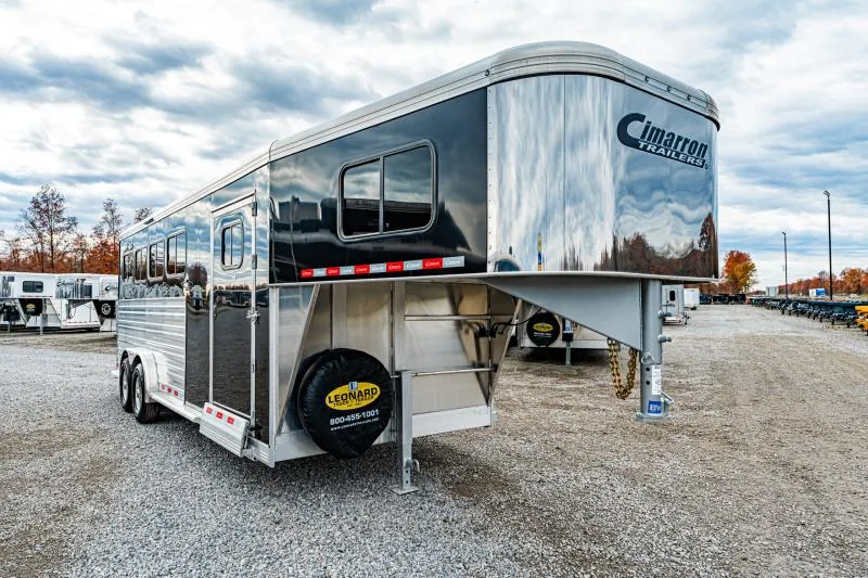 2026 Cimarron Trailers NS4G-RTG Horse Trailer