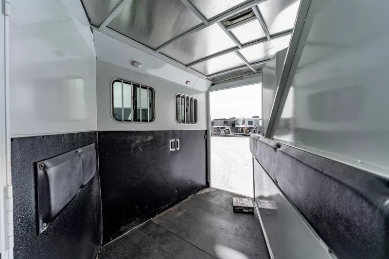 used Horse Trailers Bison Trailers  for sale, in North Jackson, OH Thumbnail 23