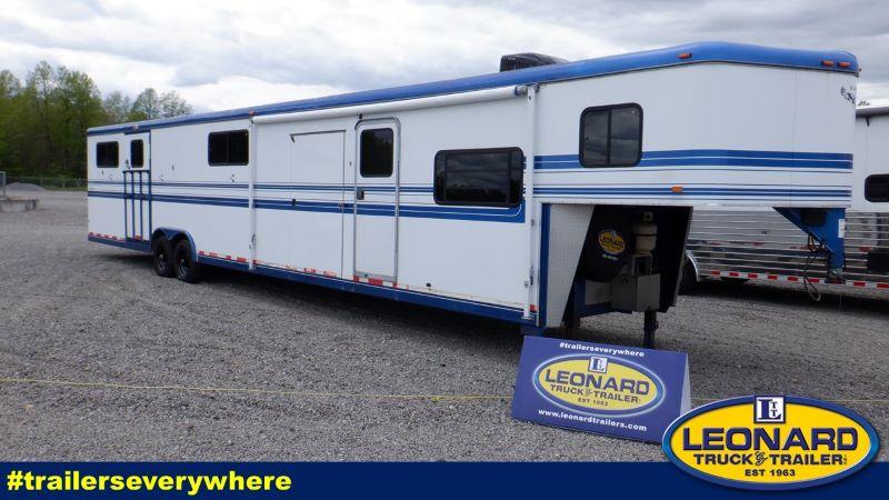 1999 6 HORSE HAWK GOOSENECK WITH LIVING QUARTERS HORSE TRAILER 1999 6 HORSE HAWK GOOSENECK WITH LIVING QUARTERS HORSE TRAILER