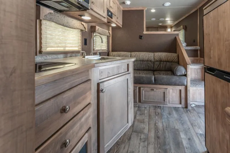 new Horse Trailers Merhow Trailers  for sale, in North Jackson, OH Thumbnail 23