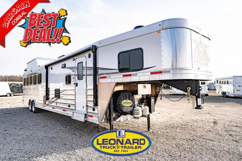 new Horse Trailers Merhow Trailers Other for sale, in North Jackson, OH image-0