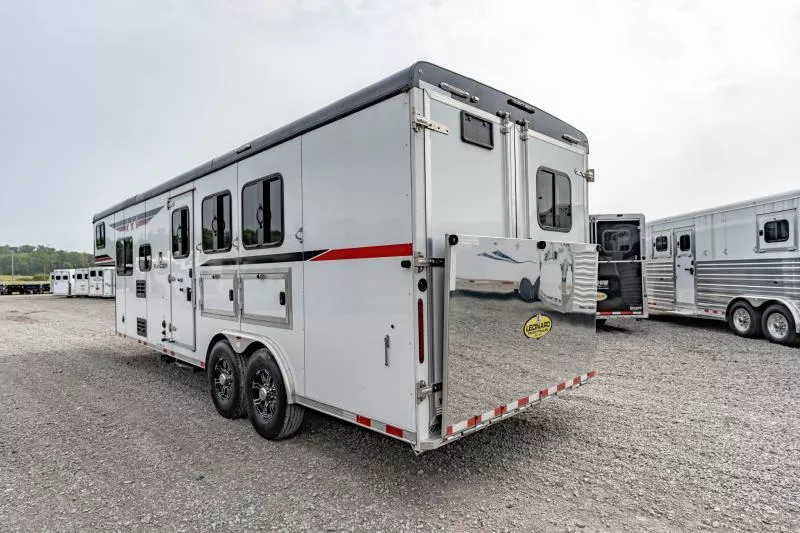 used Horse Trailers Bison Trailers  for sale, in North Jackson, OH Thumbnail 10
