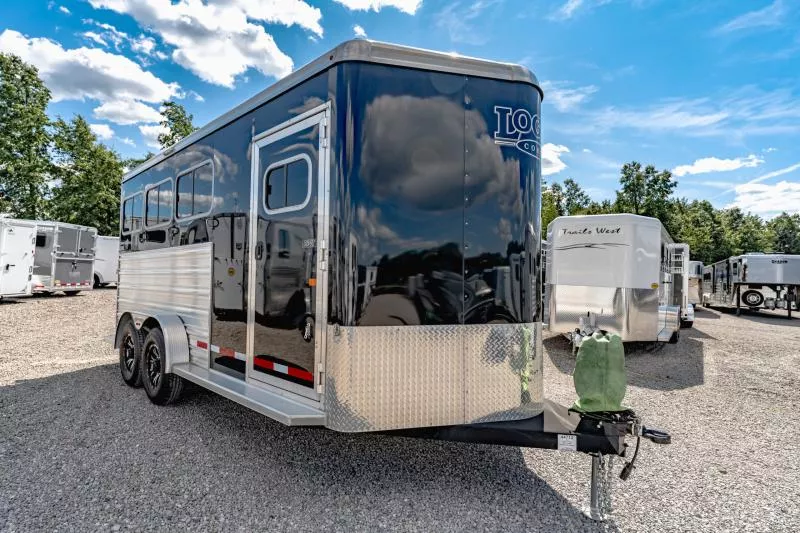 2020 Logan Coach RIOT 3HBP Horse Trailer
