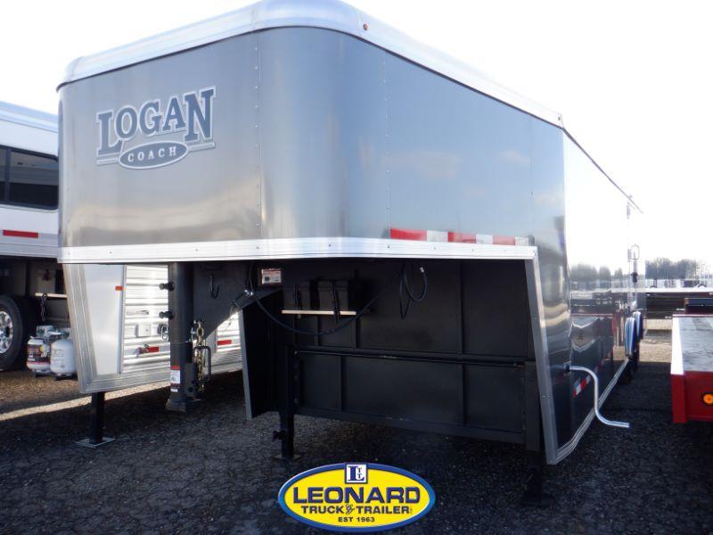 2022 New 26' Logan Contractor 826 Gooseneck Enclosed Cargo Trailer 2022 New 26' Logan Contractor 826 Gooseneck Enclosed Cargo Trailer
