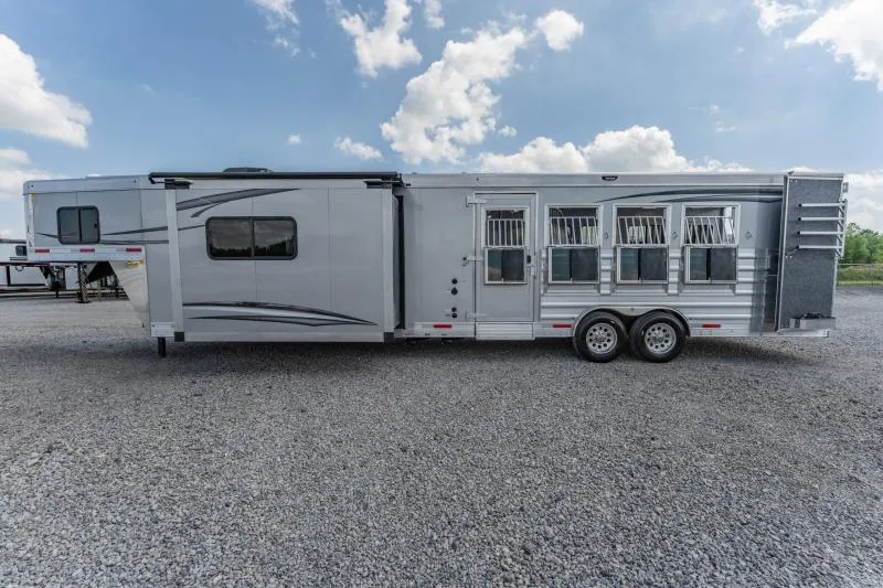 new Horse Trailers Merhow Trailers  for sale, in North Jackson, OH Thumbnail 14
