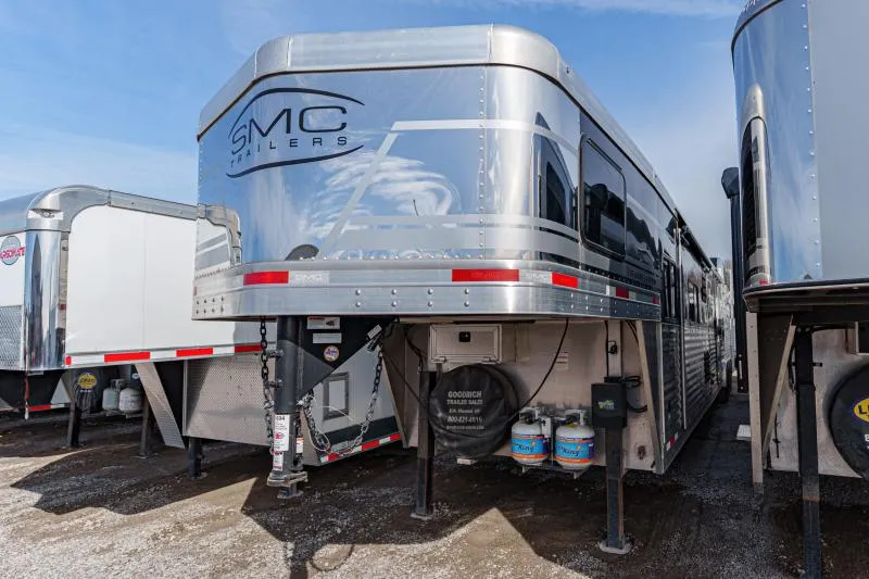 used Horse Trailers SMC Horse Trailers  for sale, in North Jackson, OH Thumbnail 2