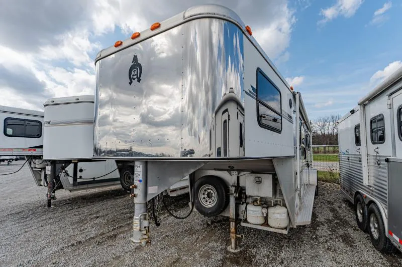 used Horse Trailers Adam  for sale, in North Jackson, OH Thumbnail 2