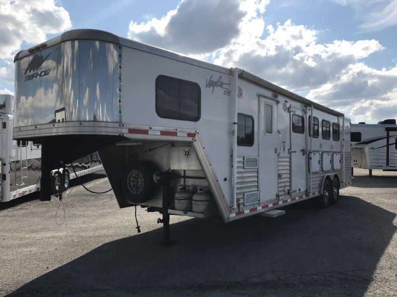 2006 4 HORSE MERHOW GOOSENECK WITH LIVING QUARTERS HORSE TRAILER 2006 4 HORSE MERHOW GOOSENECK WITH LIVING QUARTERS HORSE TRAILER