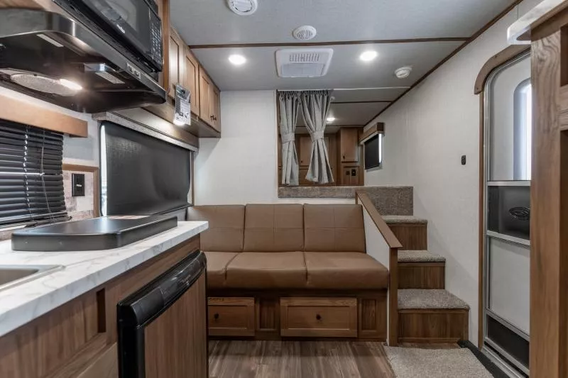 new Horse Trailers Bison Trailers  for sale, in North Jackson, OH Thumbnail 17