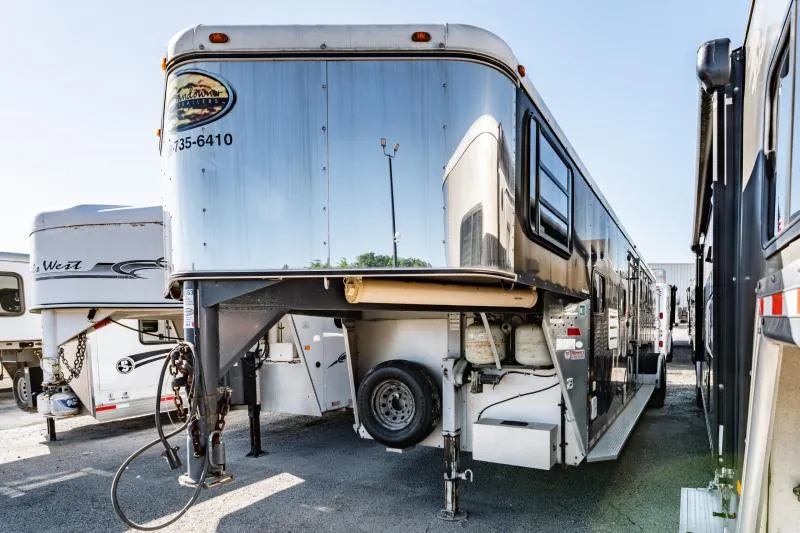 used Horse Trailers Sundowner Trailers  for sale, in North Jackson, OH Thumbnail 3
