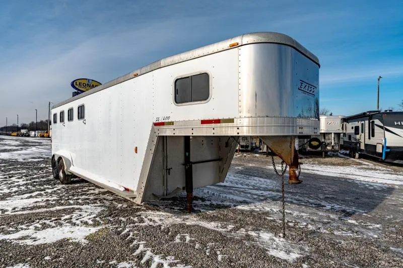 2003 Exiss Trailers SS400 Horse Trailer