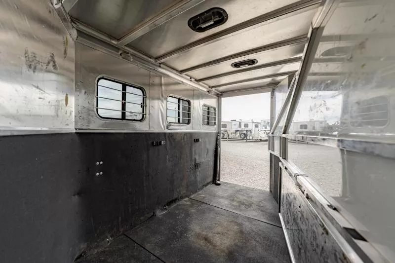 used Horse Trailers Kiefer Manufacturing  for sale, in North Jackson, OH Thumbnail 22