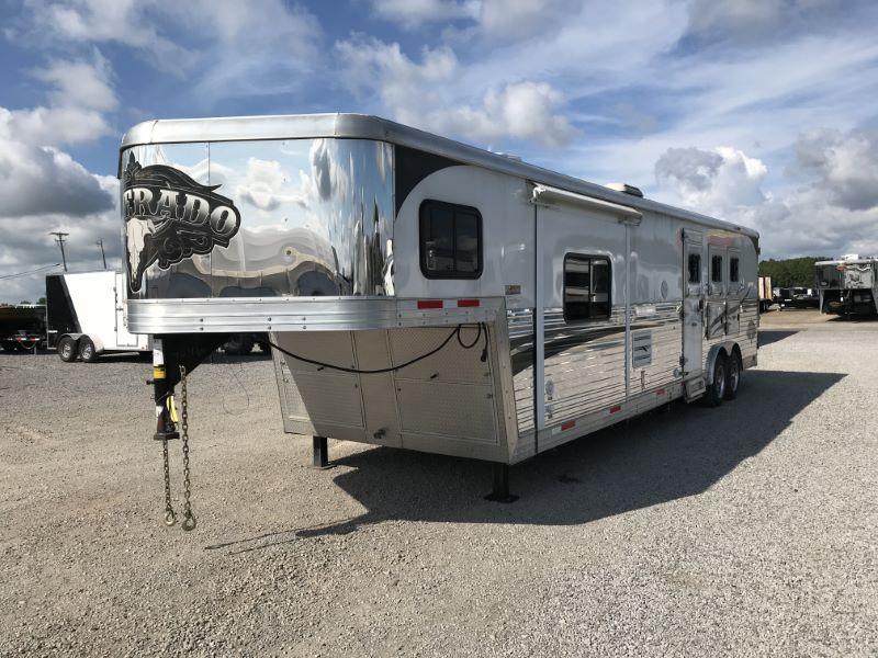 2015 3 HORSE BISON GOOSENECK WITH LIVING QUARTERS HORSE TRAILER 2015 3 HORSE BISON GOOSENECK WITH LIVING QUARTERS HORSE TRAILER