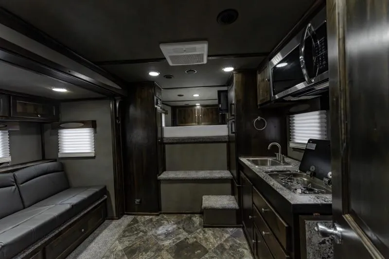 new Toy Haulers Logan Coach  for sale, in North Jackson, OH Thumbnail 20