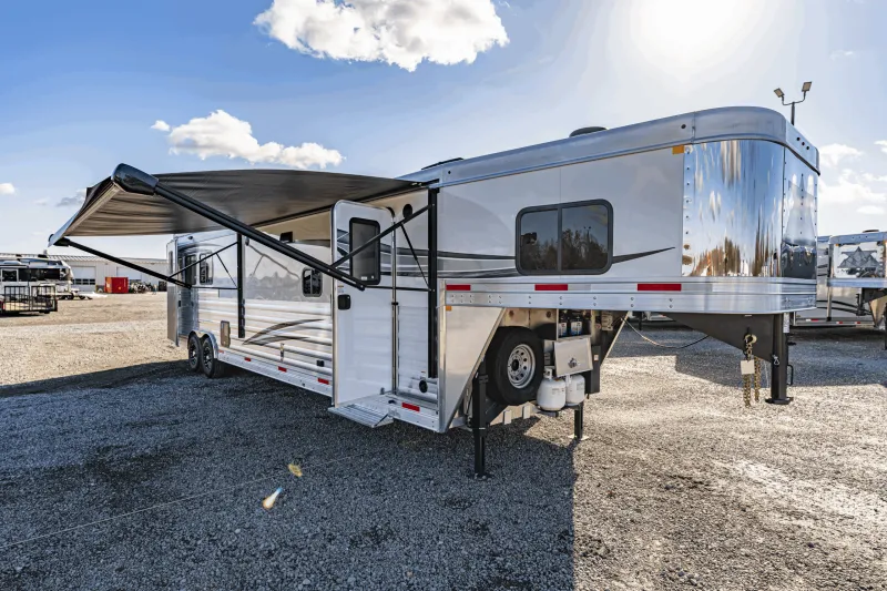 new Horse Trailers Merhow Trailers  for sale, in North Jackson, OH Thumbnail 19