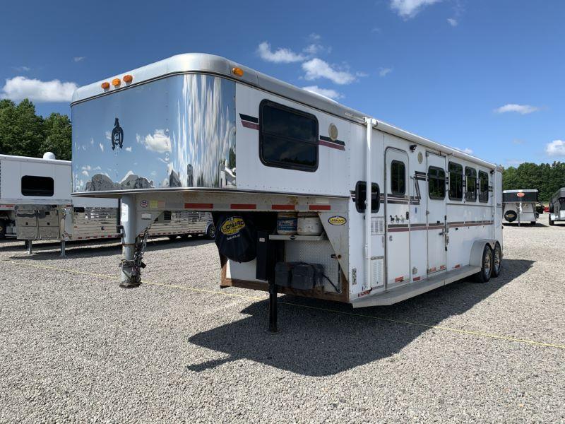 2004 4 HORSE ADAMS GOOSENECK LIVING QUARTERS HORSE TRAILER 2004 4 HORSE ADAMS GOOSENECK LIVING QUARTERS HORSE TRAILER