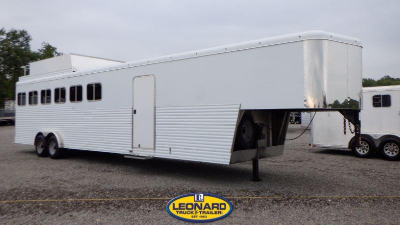 2011 6 HORSE WEBER GOOSENECK HORSE TRAILER 2011 6 HORSE WEBER GOOSENECK HORSE TRAILER