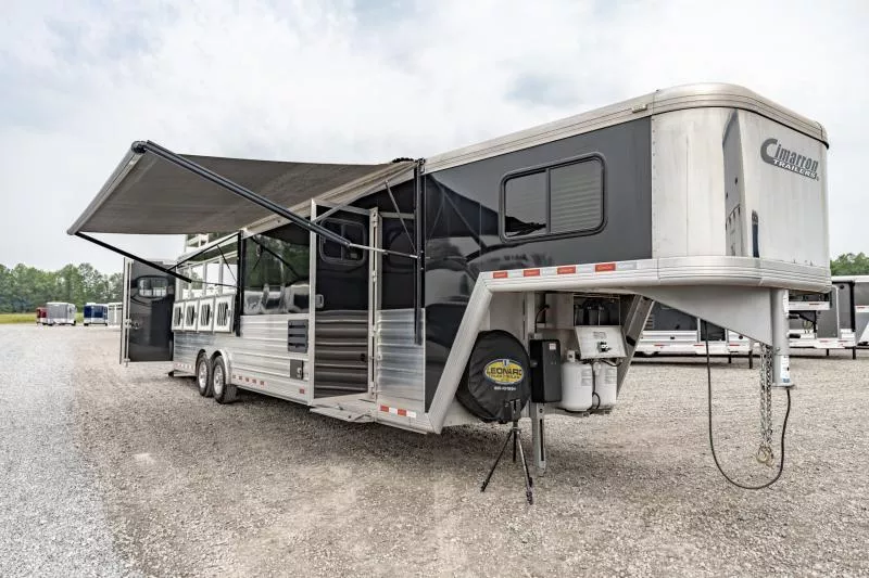 used Horse Trailers Cimarron Trailers  for sale, in North Jackson, OH Thumbnail 19
