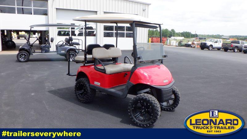 2017 EZGO RXV GOLF CART 2017 EZGO RXV GOLF CART