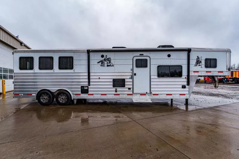 used Horse Trailers Exiss Trailers  for sale, in North Jackson, OH Thumbnail 5