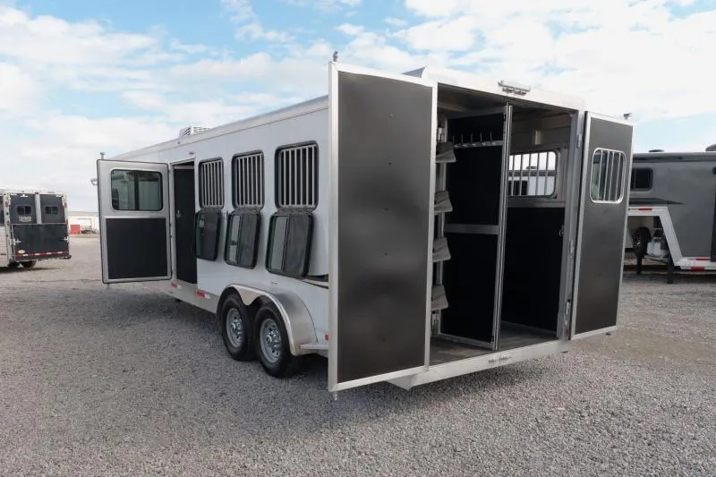 used Horse Trailers Shadow Trailers  for sale, in North Jackson, OH Thumbnail 17