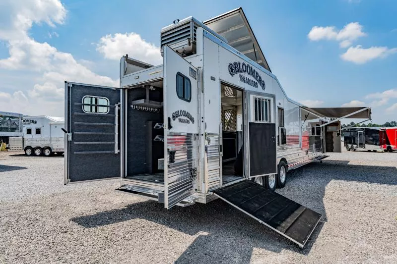 used Horse Trailers Bloomer  for sale, in North Jackson, OH Thumbnail 25
