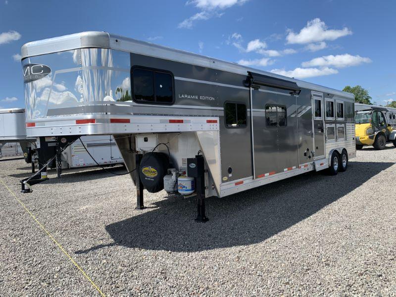 2020 3 HORSE SMC GOOSENECK W/LIVING QUARTERS HORSE TRAILER 2020 3 HORSE SMC GOOSENECK W/LIVING QUARTERS HORSE TRAILER