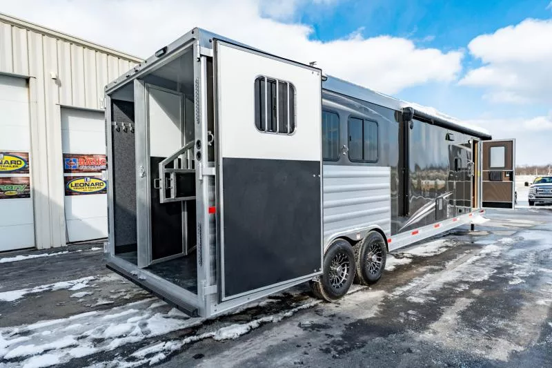 new Horse Trailers Merhow Trailers  for sale, in North Jackson, OH Thumbnail 24