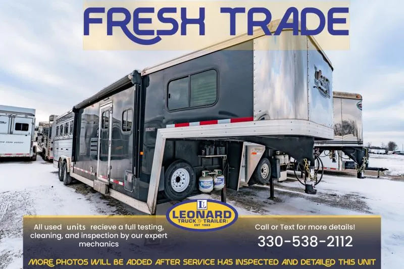 used Horse Trailers Logan Coach  for sale, in North Jackson, OH Thumbnail 28