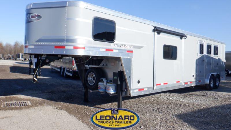 2022 NEW 3 HORSE SLANT LOAD SMC PATRIOT GOOSENECK WIITH 15' LIVING QUARTERS HORSE TRAILER 2022 NEW 3 HORSE SLANT LOAD SMC PATRIOT GOOSENECK WIITH 15' LIVING QUARTERS HORSE TRAILER