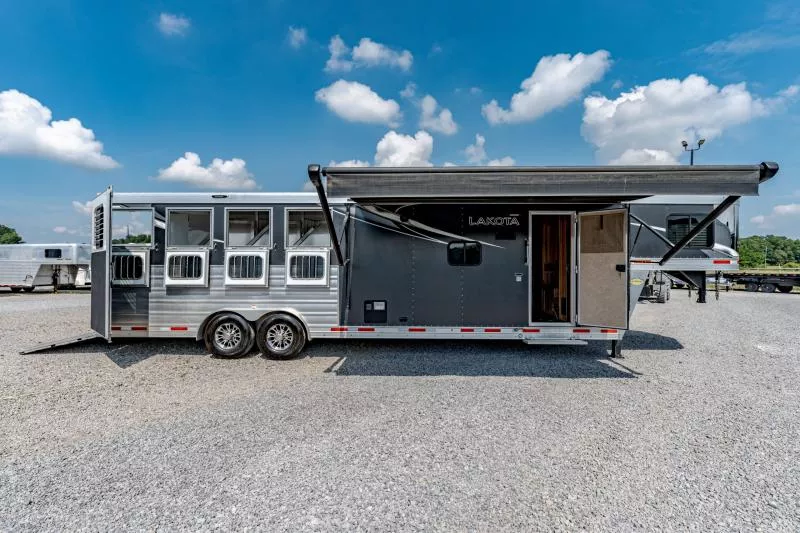 used Horse Trailers Lakota  for sale, in North Jackson, OH Thumbnail 19